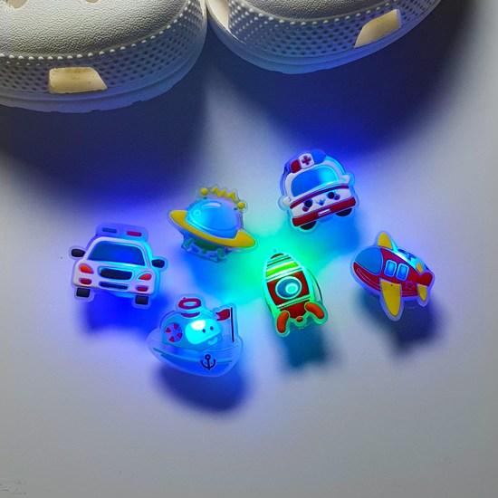 LED Light Car Spaceship Airplane Ship Slippers Indoor Shoes Decoration Decoration Accessories Charm Set 6p, a Popular Character In Korea