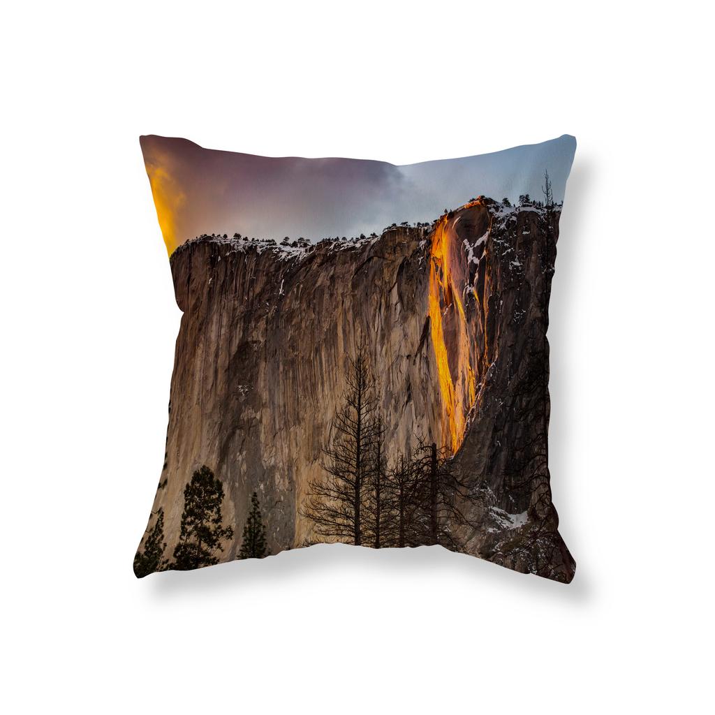 Извержение вулкана, лава, пейзаж, наволочка, декоративная наволочка для дивана, наволочка на подушку для стула, эстетика комнаты, домашний декор