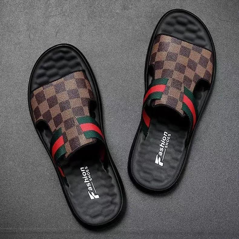 Сандалии для ежедневного использования, пляжная обувь для мужчин, нескользящая, стильная, новое поступление, дешевая распродажа, корейский стиль, удобная распродажа, роскошь HV
