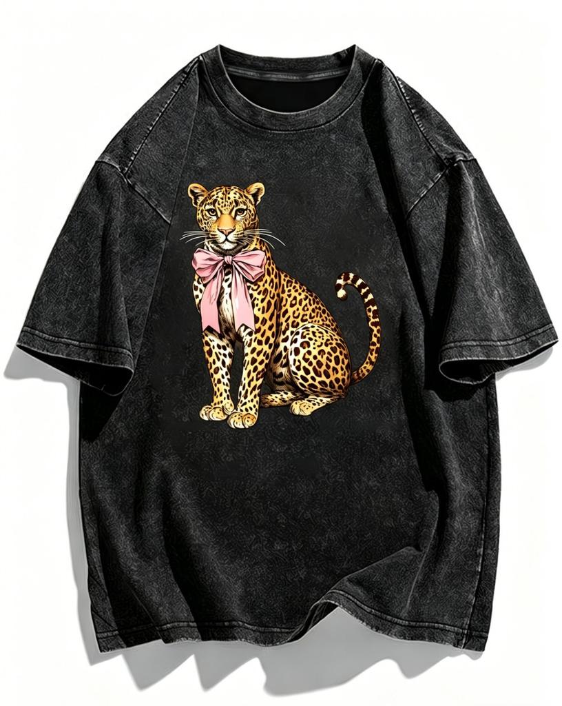 Vintage Leopard Bow Graphic T-Shirt Washed Cotton Acid Wash Streetwear Tee Retro Animal Print Top Oversized Casual Unisex Wear