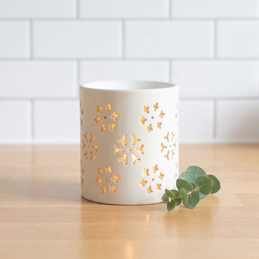 White Ceramic Aromatherapy Heating Stove Flower Leaf Design Aromatherapy Diffuser Office