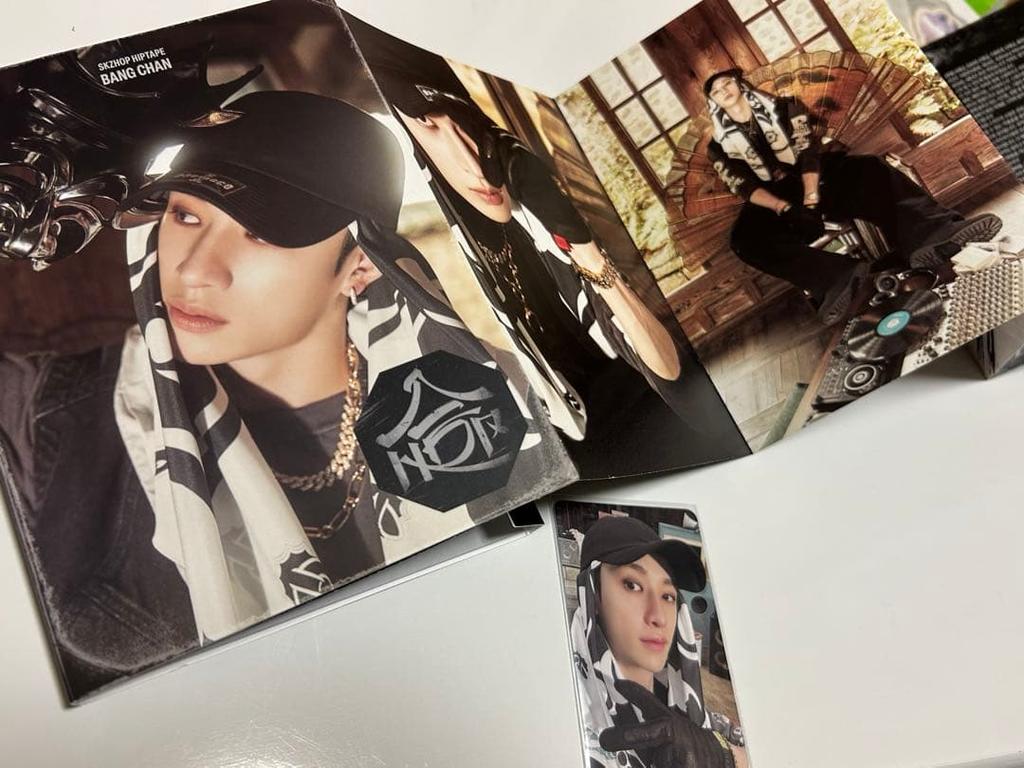 [USED] straykids skiz skzoo Raku HOP ATE