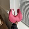 Niche Design Small Bag Women's Bag New Fashionable Solid Color Autumn and Winter One-shoulder Armpit Bag High-value Crescent Bag