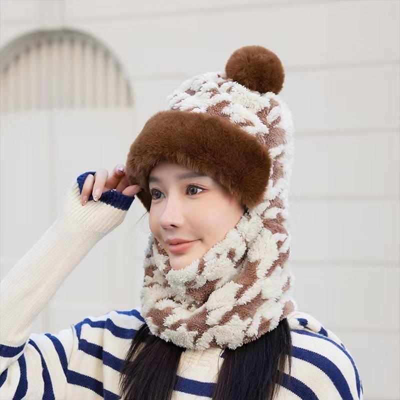 Qiandongge Plush Hat Cycling Autumn and Winter New Windproof and Cold Thickened Warm Integrated Bag Head Ear Protection Super Cute Hat