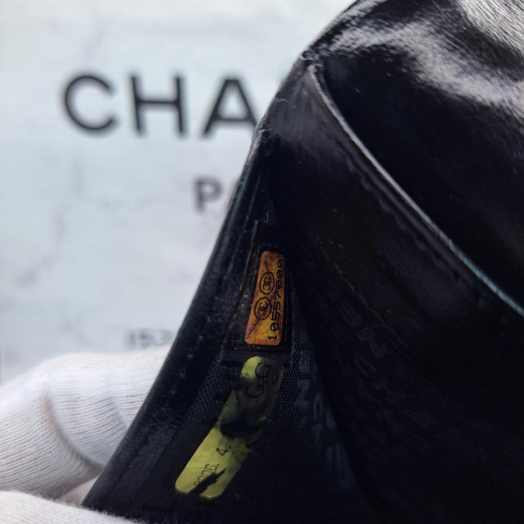 Used CHANEL Iconic Line Bi-fold Long Wallet Black