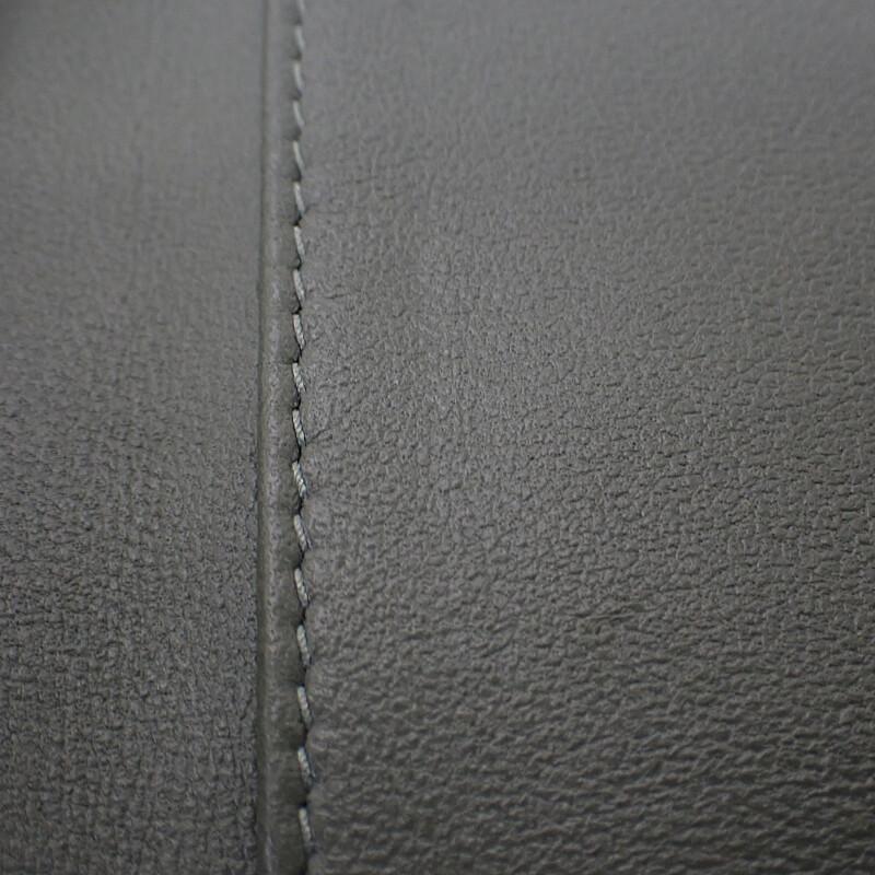 Chanel AP0230-Y04059-NZG82 Кошелек три сложения хаки ягненок Женский