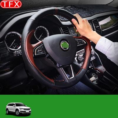 Для Skoda Kodiaq 2017-стайлинг автомобиля, сшитый вручную Нескользящий дышащий кожаный чехол на руль, автоматическая модификация