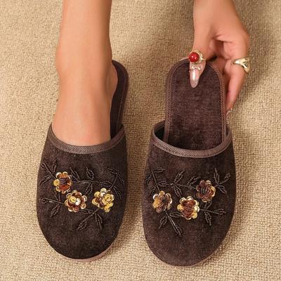 Мода 2025 Лето Женские Шлепанцы с Круглым Носком, Цветочными Бусинами на Завязках, Ретро Плоский Каблук, Комнатные Тапочки для Дома, Повседневные Сандалии с Закрытым Носком