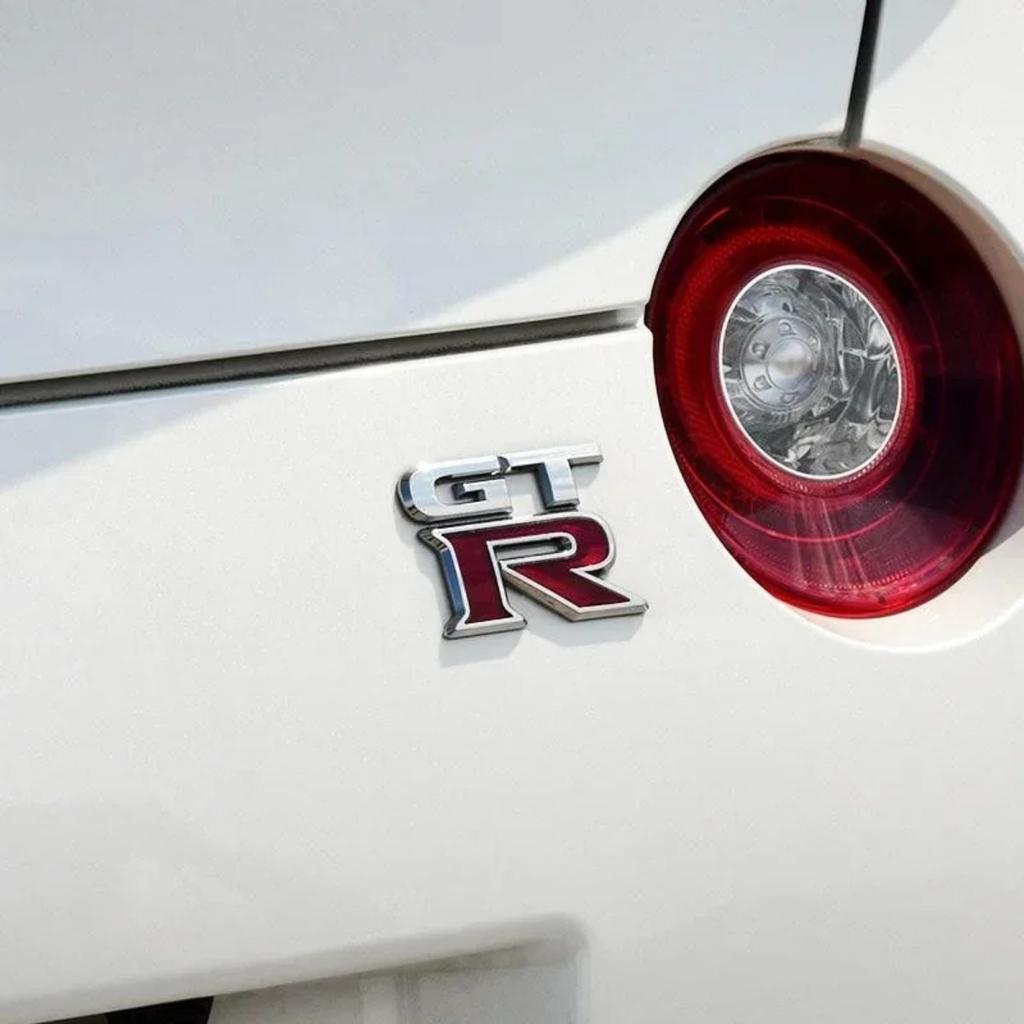 1pc 3D Metal GTR logo Badge Sticker Car Rear Trunk Emblem Decal Nine Colors are Available for Selection