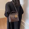 Сумка Женская 2025 Новая Женская Сумка Модная На Плечо Кроссбоди Сумка Универсальная Простая Большая Вместимость Портативная Маленькая Квадратная Сумка