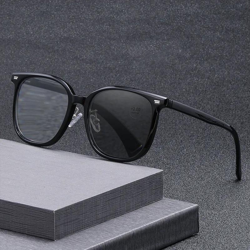 Fashion Photochromic Presbyopia Glasses Comfortable Large Frame Anti-blue Light Reading Glasses Men's and Women's Trend Glasses