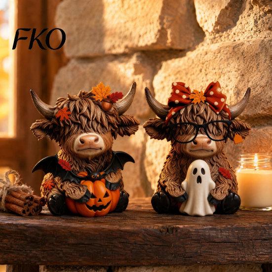 Fine Carving Wood Art 2PCS Highland Cow Ornament, Wooden Rustic Style Figurine, Thanksgiving Home Decoration Theme Art, for Entrance Living Room Decor