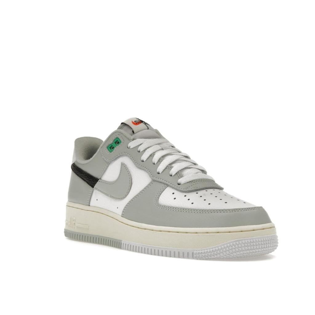 Nike Air Force 1 07 LV8 Split - Светло-серебристые мужские кроссовки Серый Черный Белый DZ2522-001