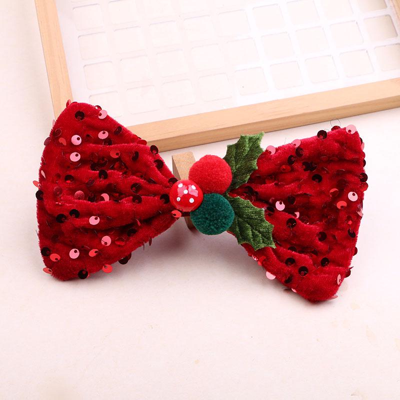 DIY Christmas Hair Clips: Antler, Sequin, and Bow Embellishments for Kids