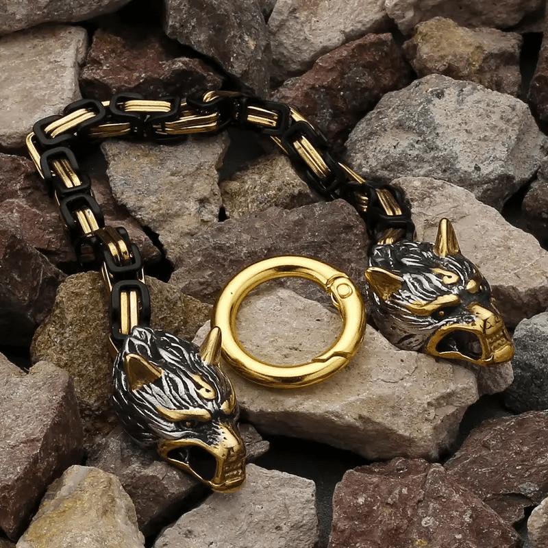 One Viking wolf head stainless steel chain bracelet, a cool hip-hop retro men's accessory, a punk fashion men's amulet bracelet.