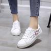 Fashion Shoes Women Running Spring Autumn Fashion White Breathable Embroidered Flower Lace-Up Casual Comfort Sneakers Zapatos De Mujer