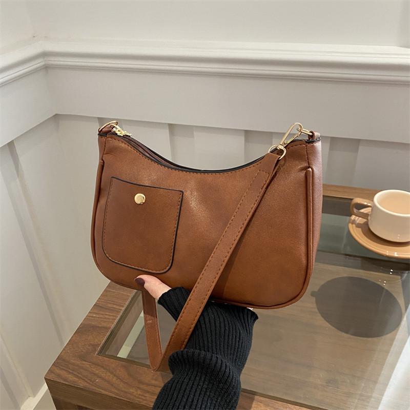 Texture Niche Minimalist Single Shoulder Underarm Bag Crossbody With Zip Closure