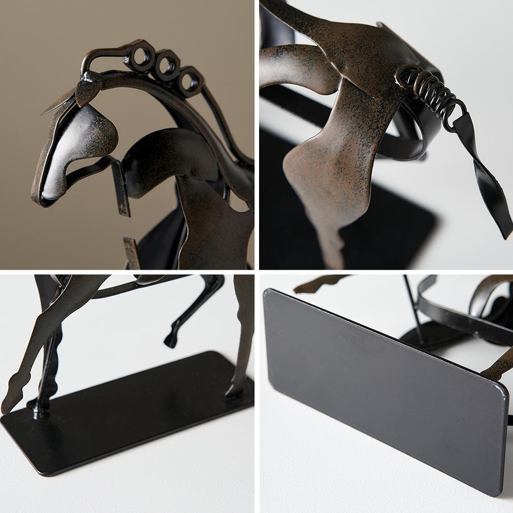 Iron Horse Sculpture Modern Art Nordic Home Decoration Animal Statue Desk Decoration Vintage Decoration Crafts Room Accessories