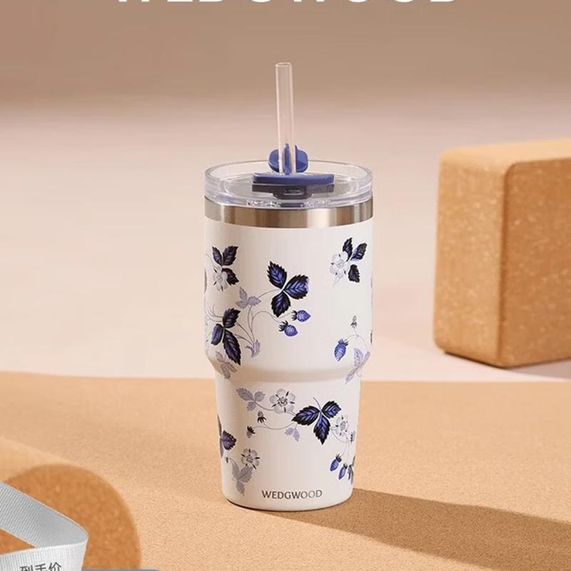 Wedgwood Термостакан с крышкой и трубочкой 'Дикая клубника', темно-синий, 592 мл