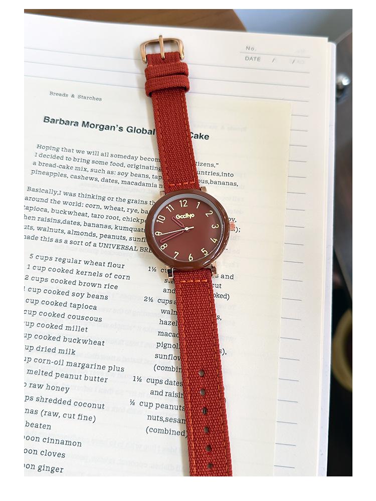 Кварцевые часы с высококачественным кремовым парусиновым ремешком - Корейская модная модель для девушек