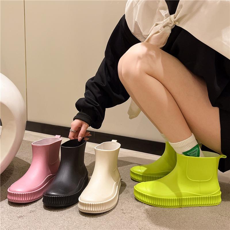 Rain Shoes Women's Fashion Outer Wear Overshoes Lightweight Waterproof Rubber Shoes New Work Non-slip Adult Short Rain Boots
