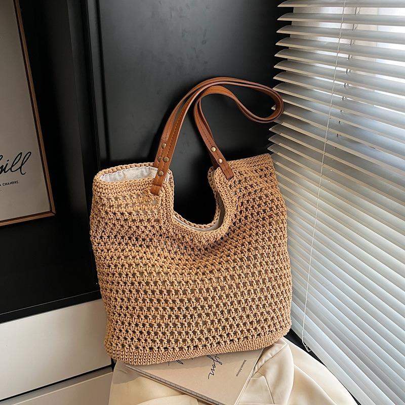 Hollow Woven Bag Women's Summer Leisure Lazy Wind Large Capacity Tote Bag Seaside Vacation Shoulder Beach Bag