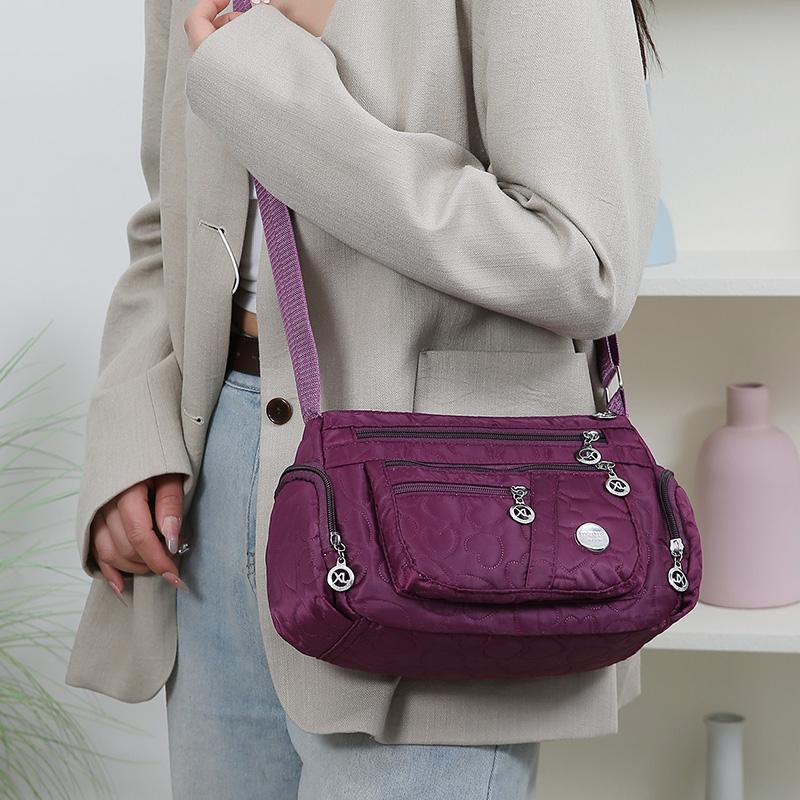 Большая водонепроницаемая сумка кроссбоди через плечо с несколькими карманами для поездок на работу и использования на открытом воздухе