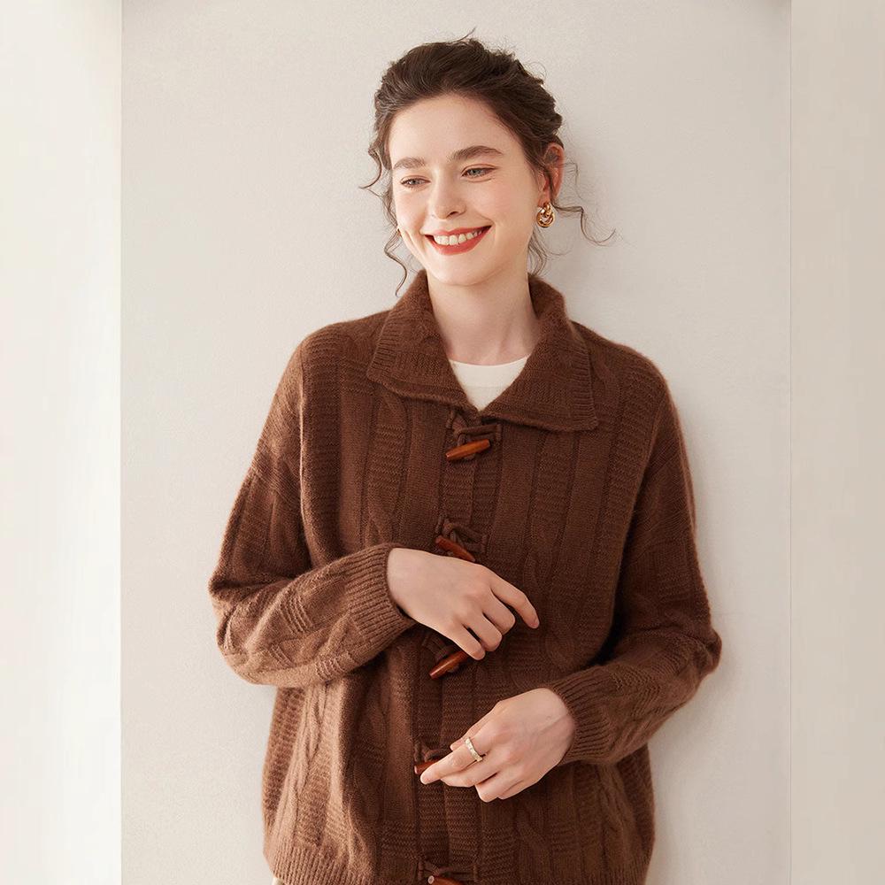 Women's Cashmere Knit Cardigan: Long Sleeve, Loose Fit, Thick, Stylish, Versatile, Soft, Skin-Friendly for Autumn and Winter