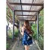 Ретро синее платье на бретельках без рукавов с v-образным вырезом и цветочным принтом весна и лето сексуальное горячее показывает фигуру и талию короткая юбка А-силуэта