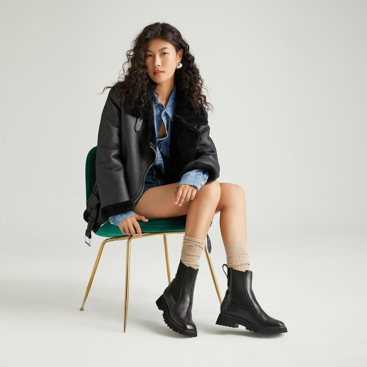 Clarks Classic Vintage British Style Short Chelsea Boots Women boots Black 261747084