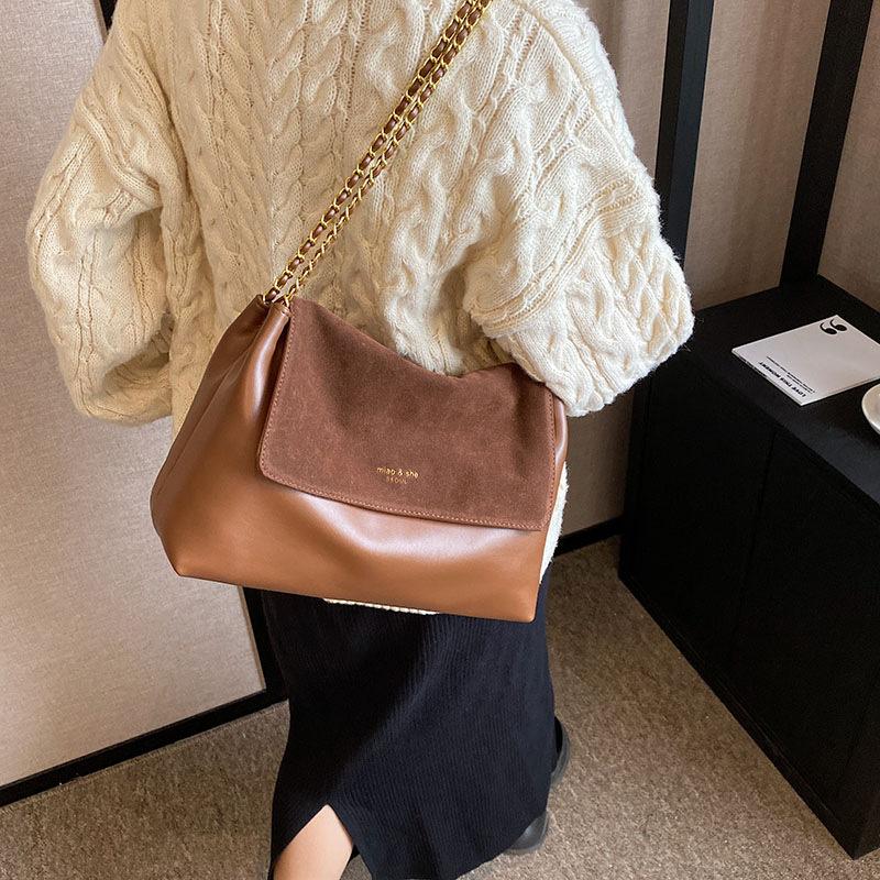 Yogodlns Мягкая сумка-тоут из ПУ кожи Новая женская сумка с золотыми цепочками Высококачественная Вместительная сумка на одно плечо Однотонная Универсальная сумка кроссбоди