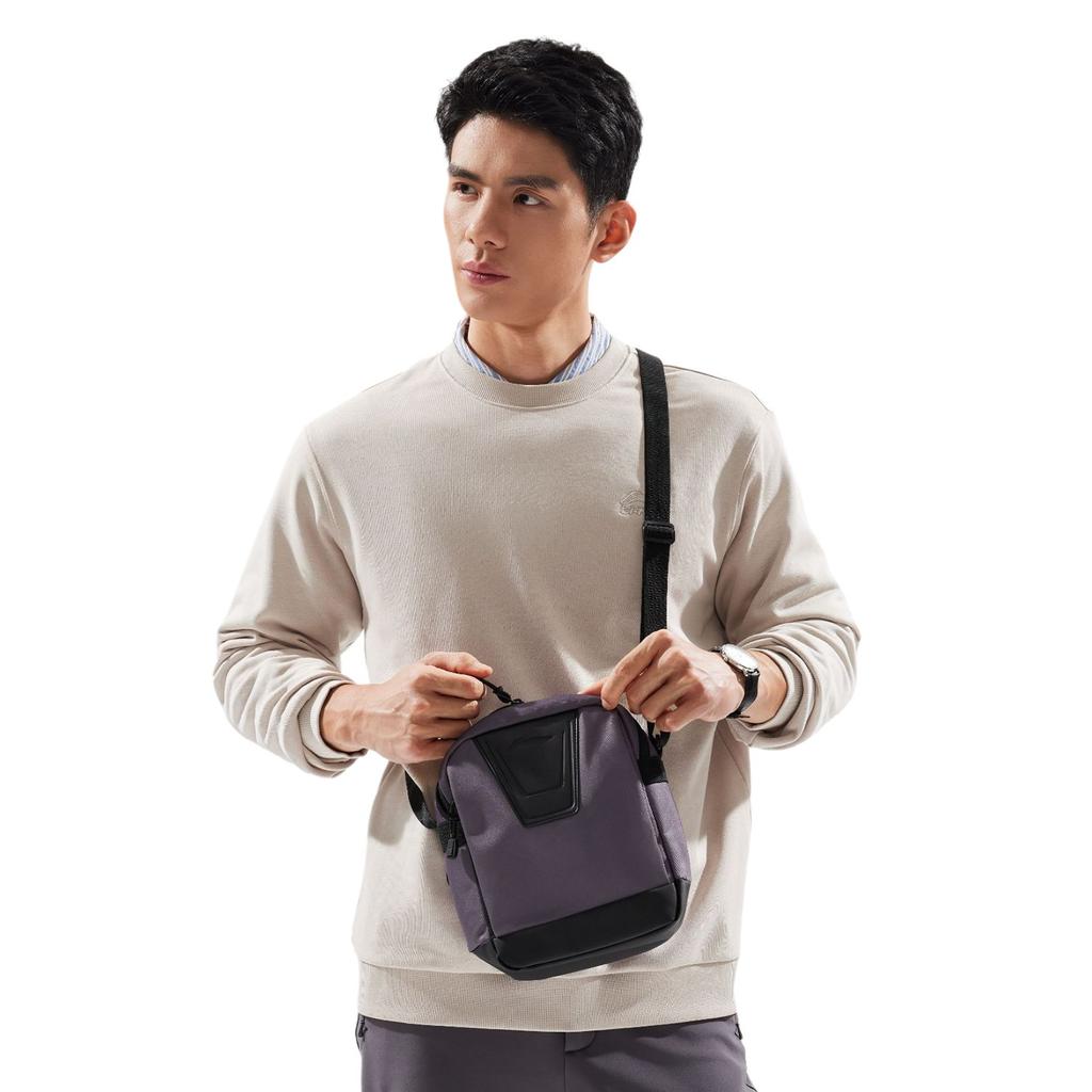 Li Ning Fitness Series Polyester Crossbody Bags Small Unisex Elegant Gray ABDV303-3