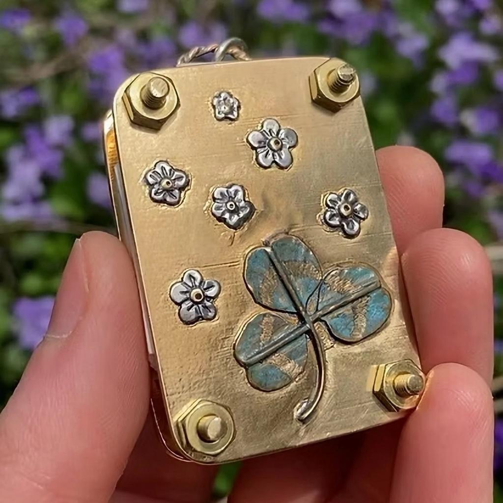 Micro Flower Press, Miniature Flower Press Kit, Plants Art & Crafts Metal Flowers Pressing, DIY Pressed Plant Preservation Kit for Plant Lover Gifts