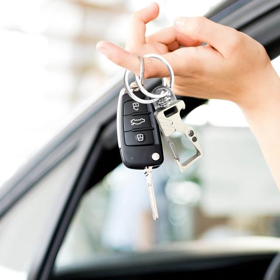 Металлический брелок для ключей открывалка для бутылок с двойным кольцом-клипсой, устойчивый к царапинам и ржавчине, модный брелок для консервных банок