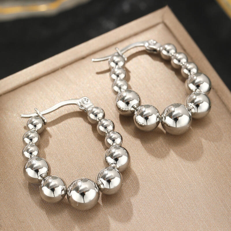Geometric Stainless Steel Beaded Hoop Earrings for Women Ladies Classic Temperament Earrings Buckle Banquet Jewelry Accessories