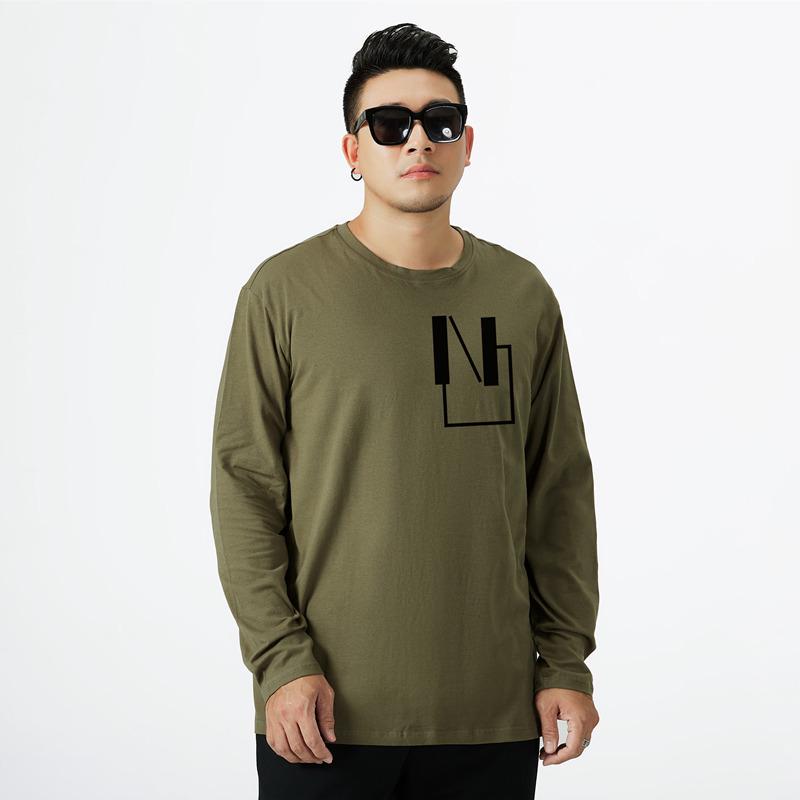 Мужская футболка больших размеров свободного кроя с длинным рукавом на осень (300 Джин)