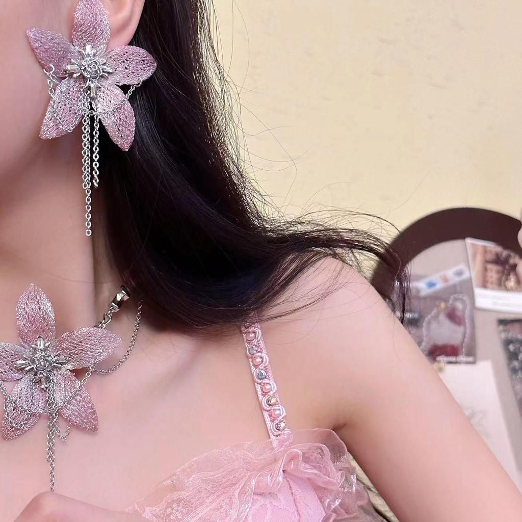 Exquisite Pink Lace Flower Necklace & Tassel Earrings Set