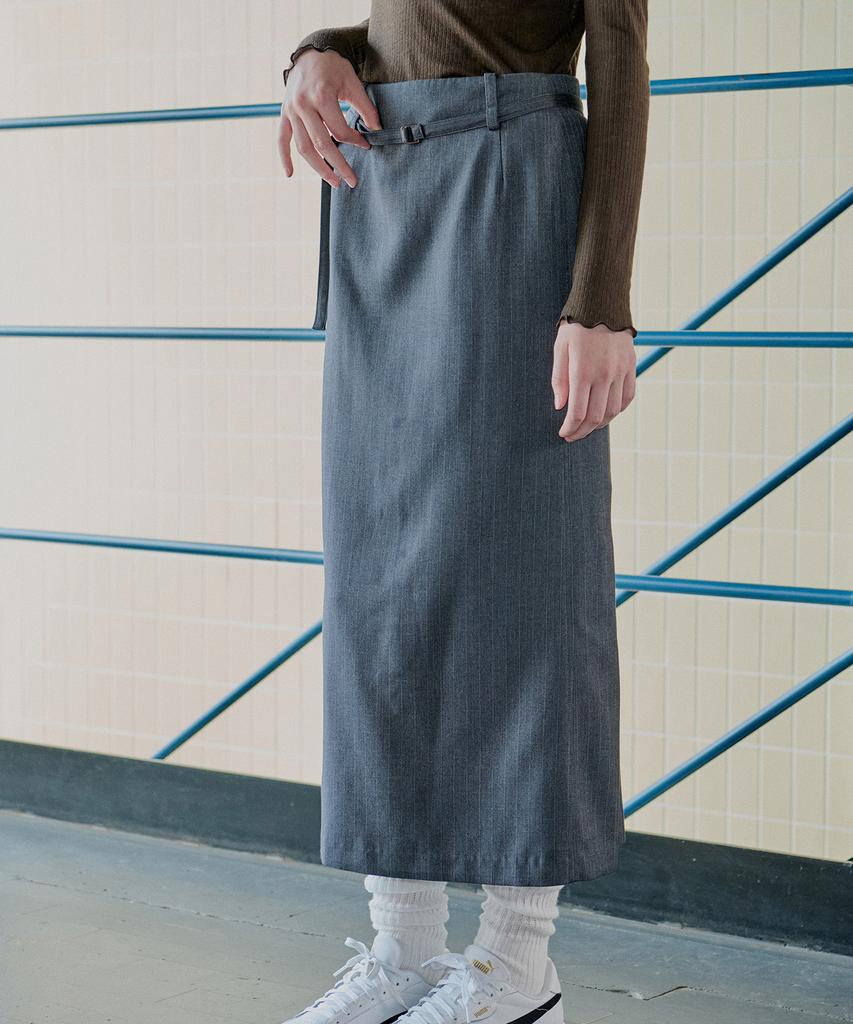 Awi Stripe H-Line Skirt_Charcoal
