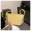 New Messenger Bag Fashionable Shoulder Bucket Bag Popular Temperament Women's Bag Personalized Versatile Summer Models