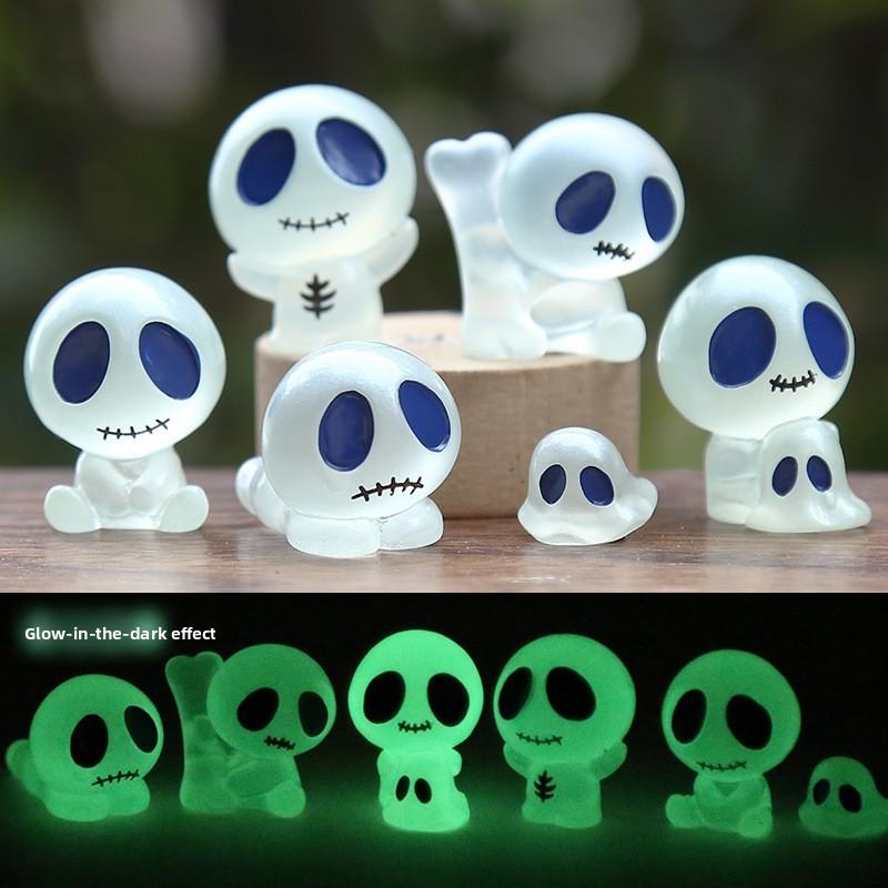 Small Ghost Resin Figurine With Sensory And Cognitive Skills Development For Kids And Collectors