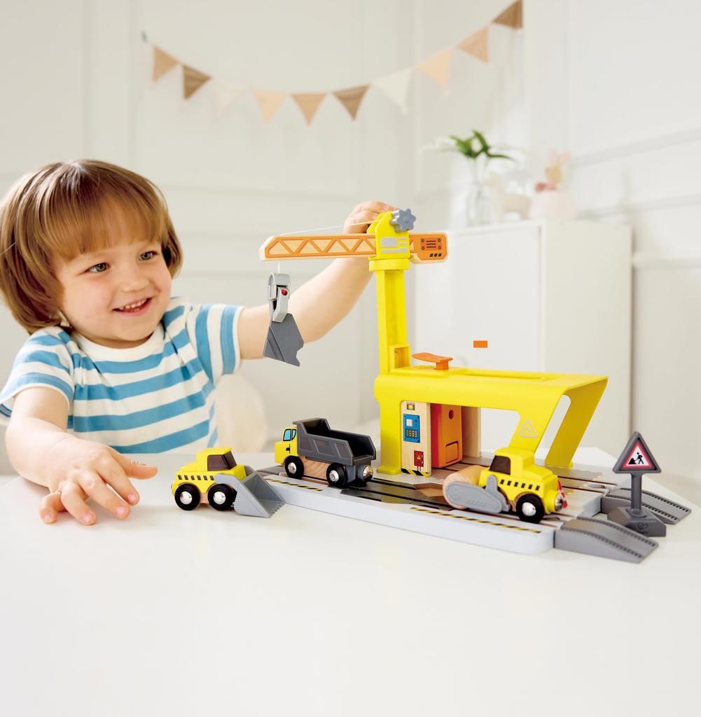 Hape Construction Vehicle Set E3878