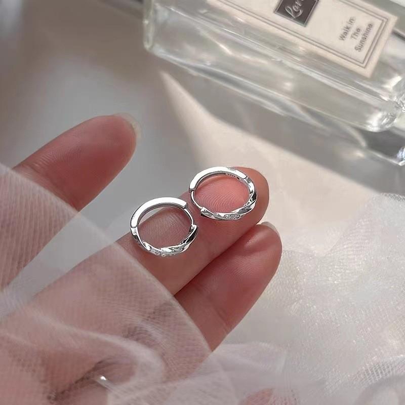 Серьги-кольца из стерлингового серебра 925 пробы: 2025 Современный Нишевый Дизайн - Элегантный и Роскошный для Женщин