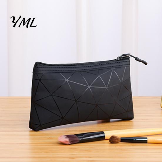 Large Capacity Makeup Pouch 3Pcs/Set Travel Bags, Waterproof Faux Leather Cosmetic Organizer Set Portable Geometric Toiletry Bags for Skincare,