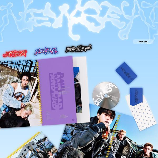 NEWBEAT 1-й полный альбом [RAW AND RAD] PHOTOBOOK [Случайная версия]