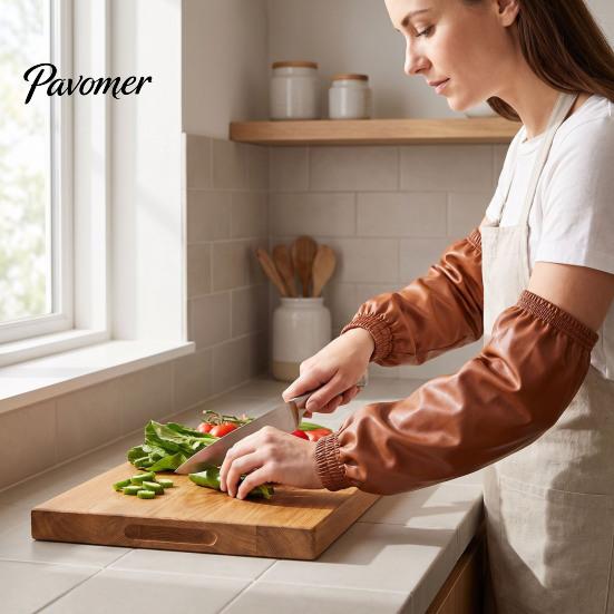 Reusable PU Sleeve Covers 1 Pair Waterproof Leather Sleeves, Unisex Oil-Resistant Protective Arm Covers, Easy Clean Sleeves to Non-Slip Adjustable