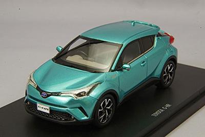 Ebro Toyota Radiant Green Metallic Готовый продукт 1/43 C-HR