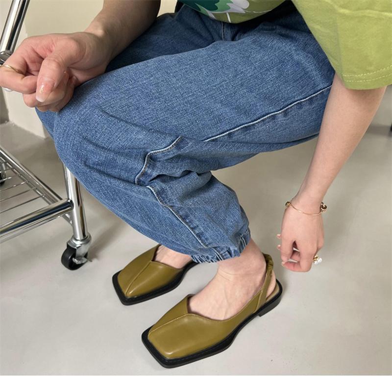 Женские модные сандалии из искусственной кожи на плоской подошве с квадратным носком и пряжкой, тапочки