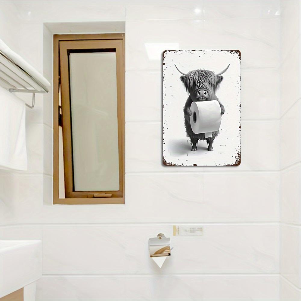 1 причудливая металлическая жестяная табличка «Корова породы Хайленд с туалетной бумагой» размером 12x8 дюймов — очаровательное настенное искусство в ванной — необычный декор фермерского дома