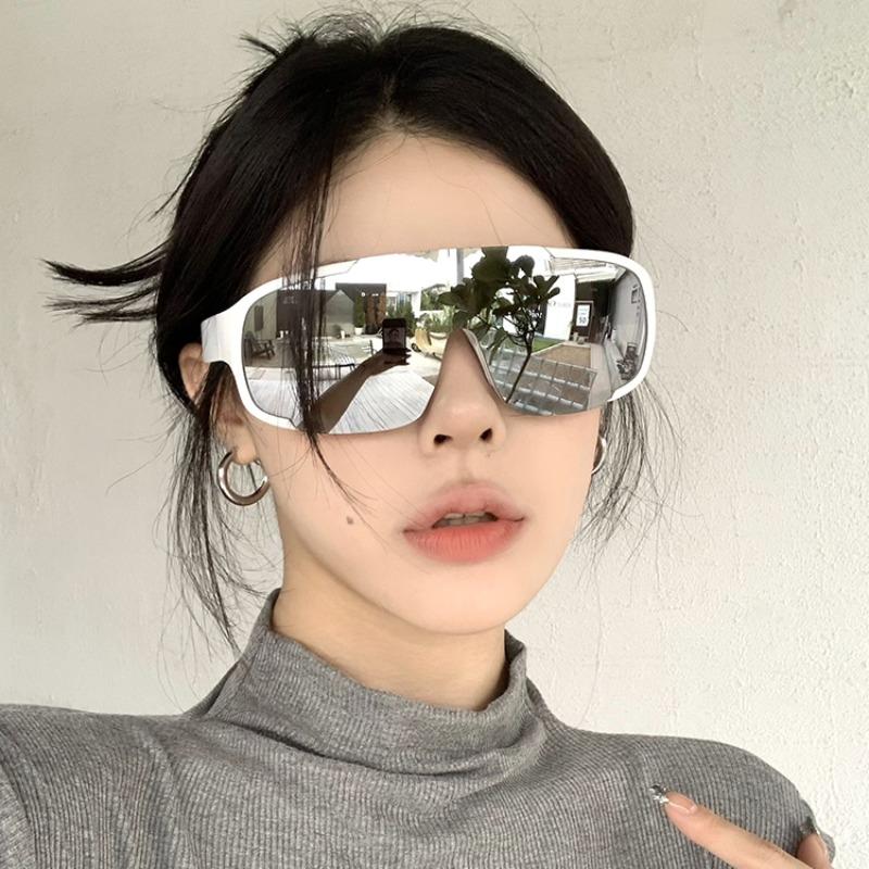 New Outdoor Sport Goggle Sunglasses Women For Men Luxury Vintage Cycling Sun Glasses Popular Punk Skiing Windproof Shades