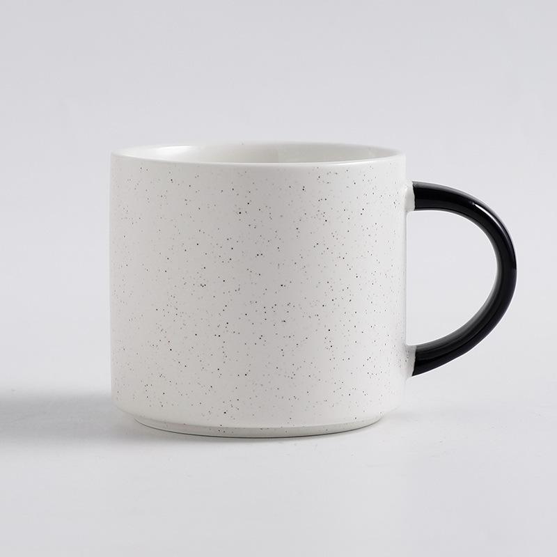 Простая контрастная кружка в горошек, Высоко выглядящие парные чашки, Керамические чашки, Персонализированные креативные кофейные чашки